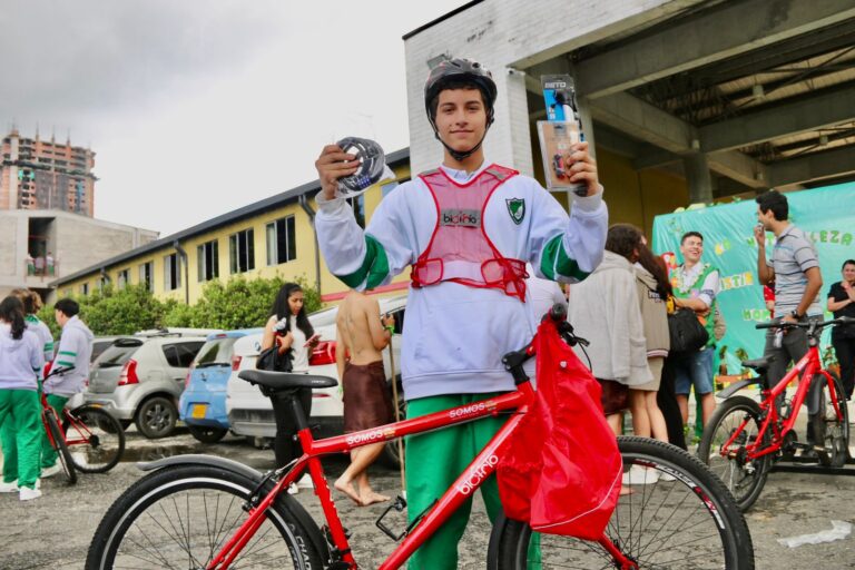 Reactivación del Sistema de Rutas Escolares de Bicicleta SIREB