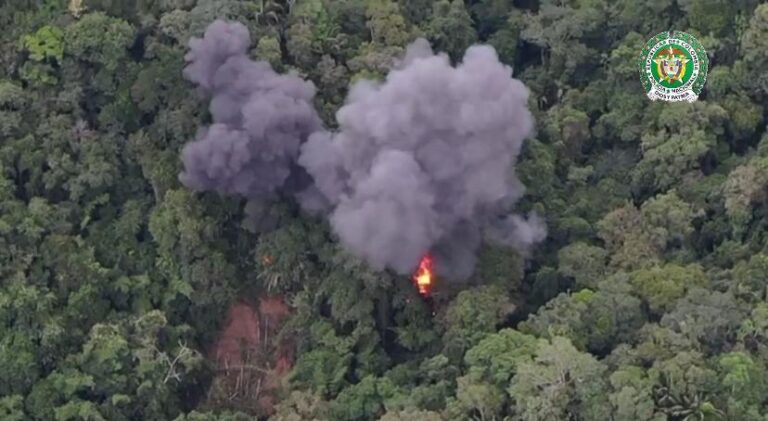 Fuerza Aérea Colombiana y Policía Nacional desmantelan laboratorio de cocaína en Sonsón, Antioquia