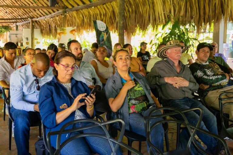 Cornare y Fundación Natura fortalecen el trabajo para la protección del DRMI Bosques, Mármoles y Pantágoras