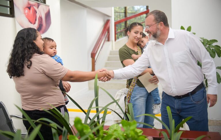 Se inauguró la nueva Unidad de Especialistas en el Hospital San Juan de Dios de Rionegro