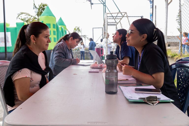 Alcaldía de El Carmen de Viboral realizó una jornada de servicios descentralizada, inauguración de una antena de internet y aclararon aspectos de la disputa limítrofe con Marinilla en la vereda Rivera