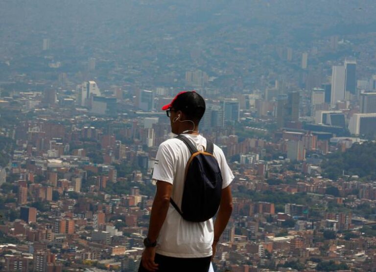 Logros de Medellín en Gestión Ambiental: Causas del Reconocimiento Internacional y su Impacto