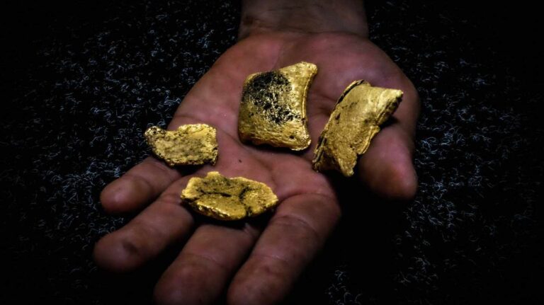 La Mina de Oro Más Grande de Sudamérica: Un Tesoro en Perú.