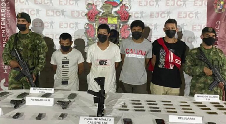 Capturan a Integrante del Clan del Golfo en Antioquia con Arsenal de Guerra y Prendas Militares