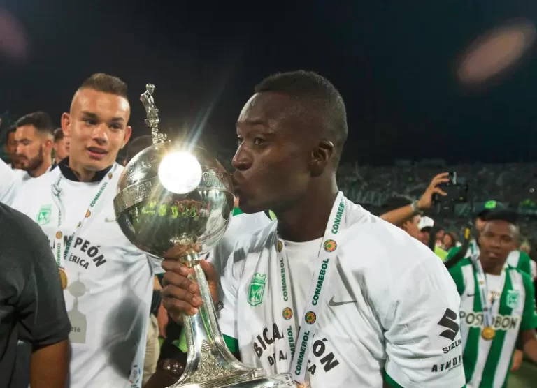 Marlos Moreno Regresa a Atlético Nacional: Impacto en el Equipo y Apoyo a la Salud Mental en Medellín