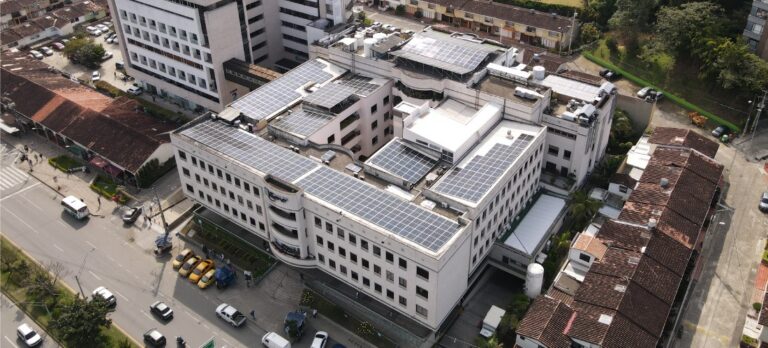 Rionegro exige soluciones urgentes ante el cierre de servicios de la Nueva EPS en la Clínica Somer