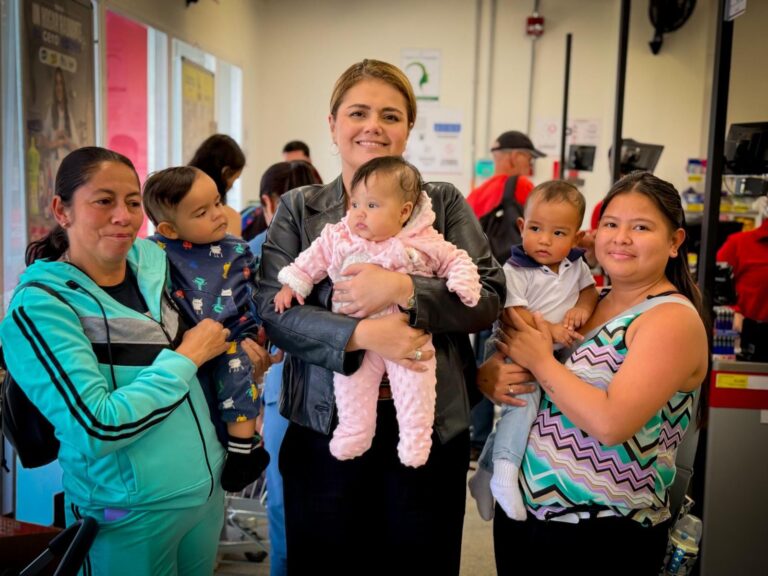 CreeSiendo fortalece el bienestar en Rionegro: 100 familias recibieron apoyo alimentario y orientación nutricional
