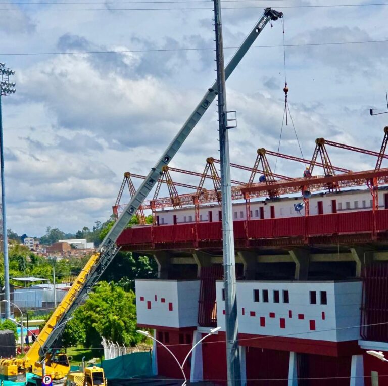 Avanza la intervención de la tribuna occidental del Estadio Alberto Grisales en Rionegro