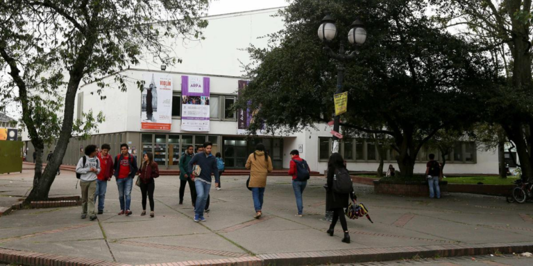 Crisis de Desfinanciación en Universidades Públicas de Colombia: Informe 2024 de la Contraloría y Reformas Urgentes