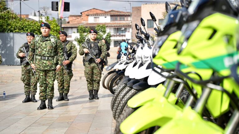 Rionegro entregó nuevo parque automotor a la Fuerza Pública, con una cifra cercana a los $5.000 mil millones