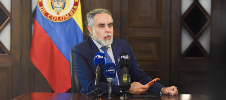 Asamblea Nacional Constituyente en Colombia 2026: Recolección de Firmas Liderada por Benedetti y Respaldo de Petro