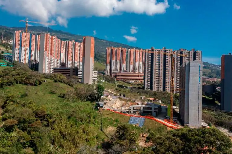 Borrador de Decreto para Desindexar Precios de Viviendas VIS y VIP del Salario Mínimo: Cambios y Beneficios para la Vivienda Social en Colombia