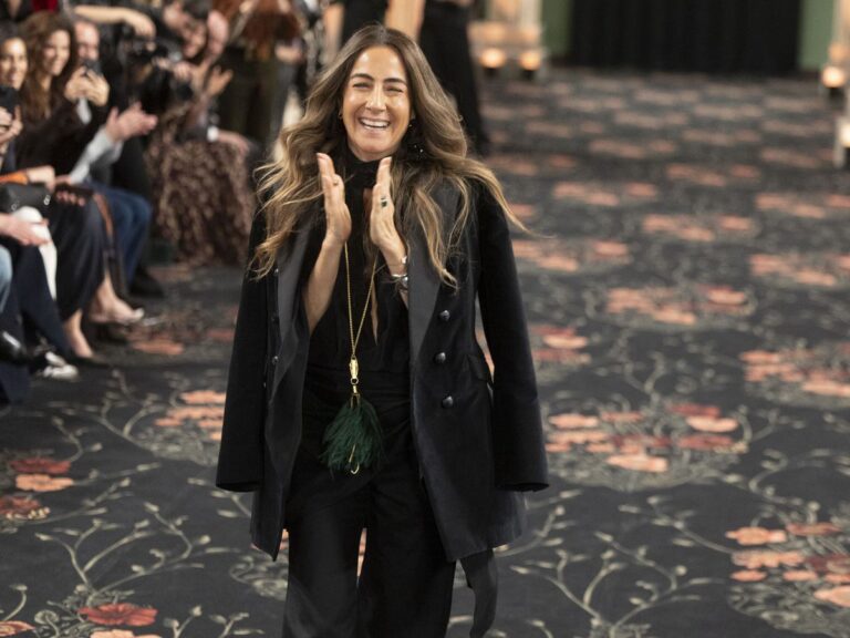 Johanna Ortiz deslumbra en Madrid Fashion Week 2026 con su colección “Alma”, un homenaje al lujo bohemio y la fuerza femenina
