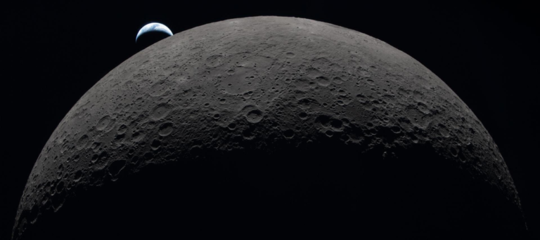 Primeras Fotos de Artemis II: Imágenes en Alta Definición del Lado Oculto de la Luna y Eclipse Solar Histórico