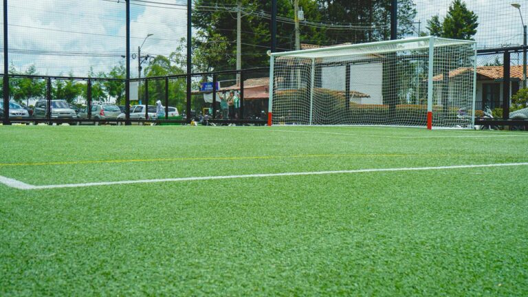 Rionegro reabre la cancha sintética de Las Cuchillas tras renovación integral