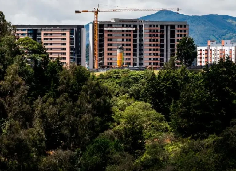 Crecimiento del sector construcción impulsa el desarrollo urbano en el Oriente Antioqueño