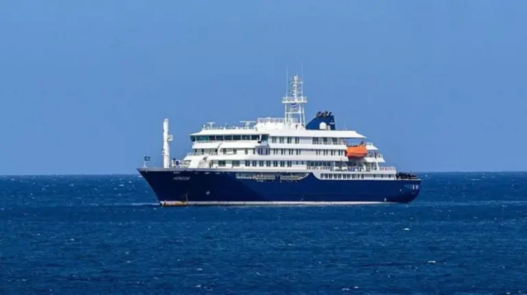 Un virus, que es transmitido a Humanos por Ratones de Campo, contagió a Turistas de un crucero y deja 3 Fallecidos y una decena de infectados.