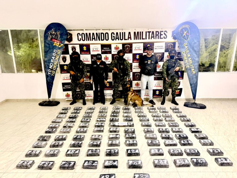 Duro Golpe al Narcotráfico: Incautan Más de 100 Kilos de Cocaína en Rionegro