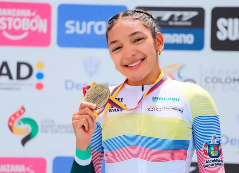 Manuela Loaiza rompe récord mundial júnior y hace historia para el ciclismo colombiano en el Panamericano de Pista 2024