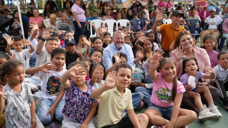 Alcaldía de Rionegro celebró el Día de la Familia en el sector Alto Bonito