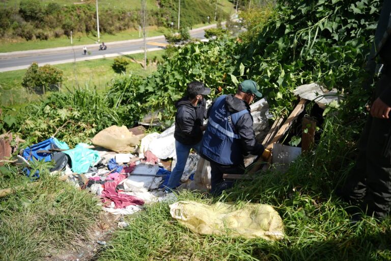 Seguridad en Rionegro: Intervención a Cambuches Permite Recuperar Dos Puntos Críticos