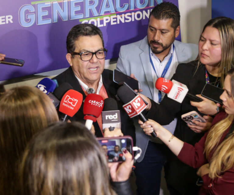 Un Juez de Marinilla, ordena 5 días de cárcel y multa a Presidente de Colpensiones.