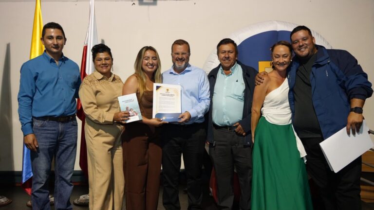 Rionegro posesionó a los nuevos dignatarios de las Juntas de Acción Comunal y fortaleció el liderazgo ciudadano en los territorios