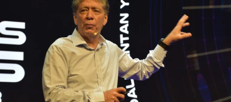 Bruce Mac Master habla sobre su salida de la presidencia de la Andi y destaca el fin de la polarización en Colombia