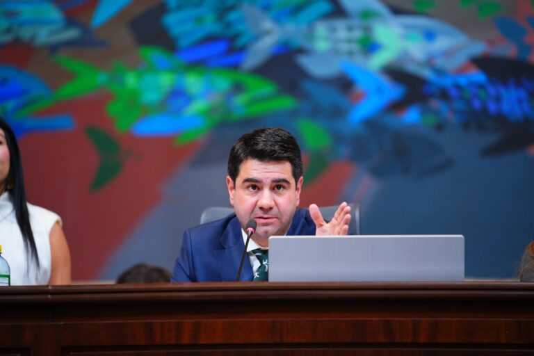 Si las pruebas en Estados Unidos son verdad, Timochenko debe pagar